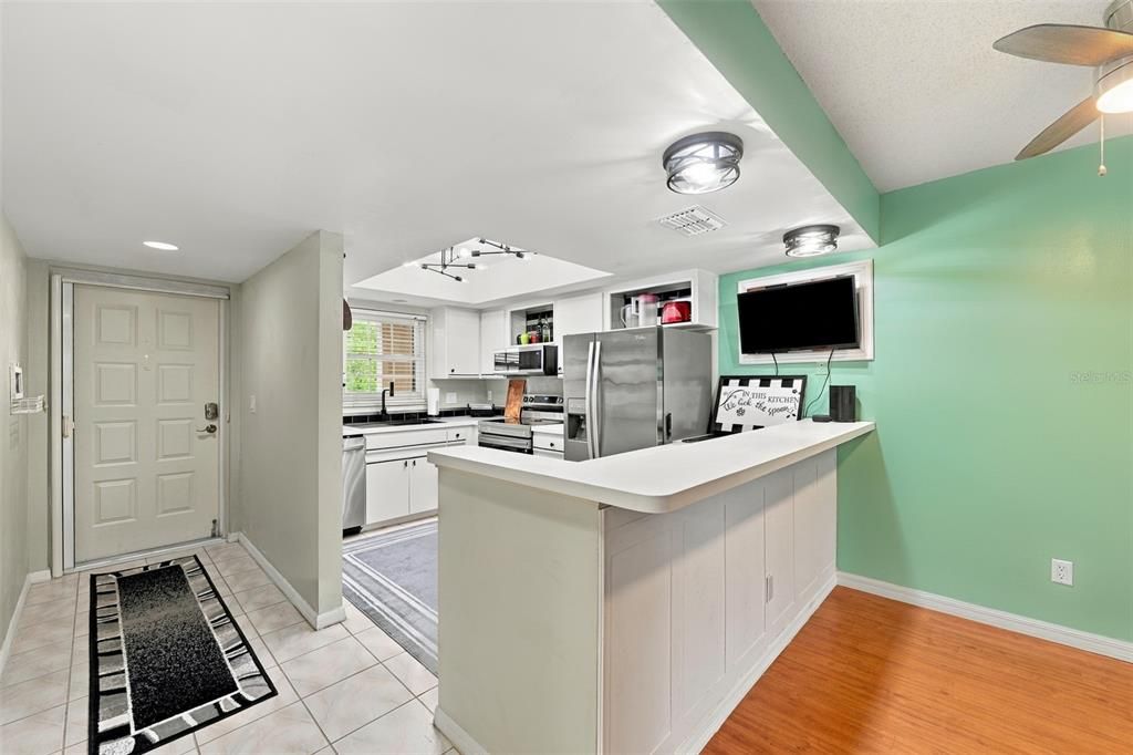 En Venta: $169,900 (2 camas, 2 baños, 1000 Pies cuadrados)