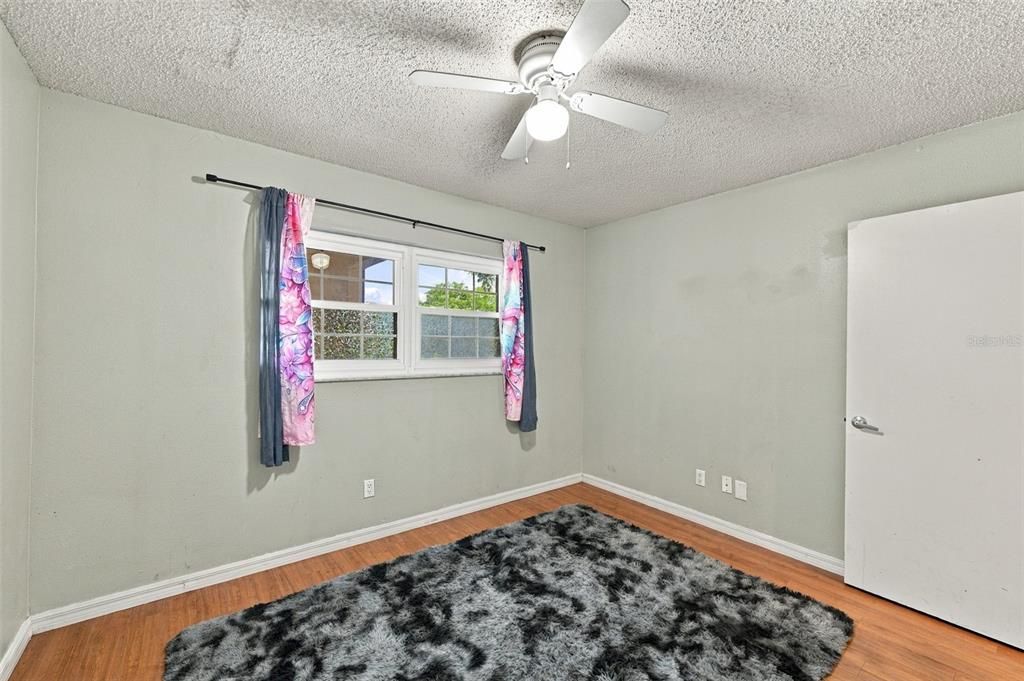 En Venta: $169,900 (2 camas, 2 baños, 1000 Pies cuadrados)