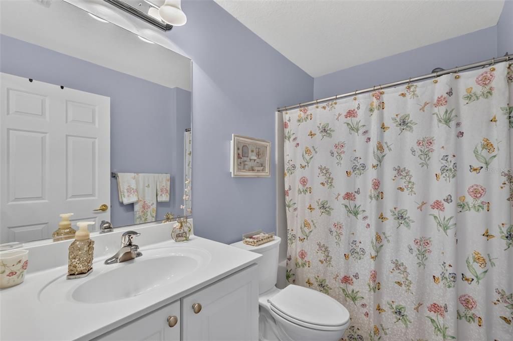 For Sale: $295,500 (2 beds, 2 baths, 1575 Square Feet)