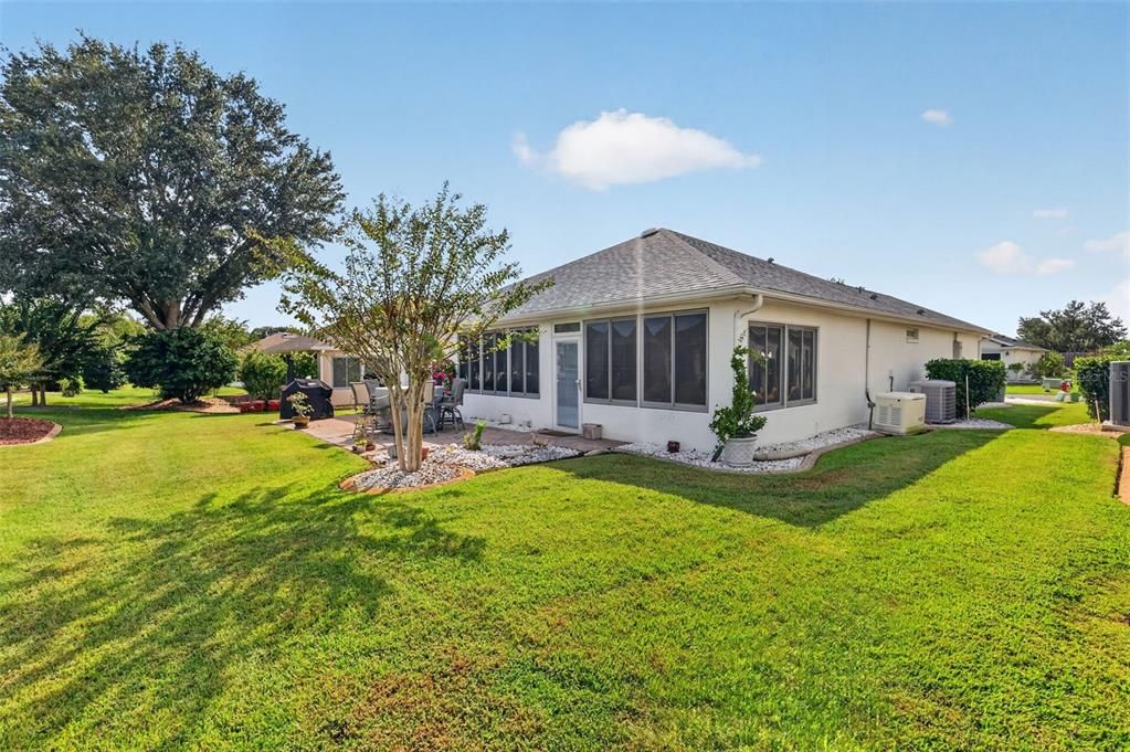 For Sale: $295,500 (2 beds, 2 baths, 1575 Square Feet)