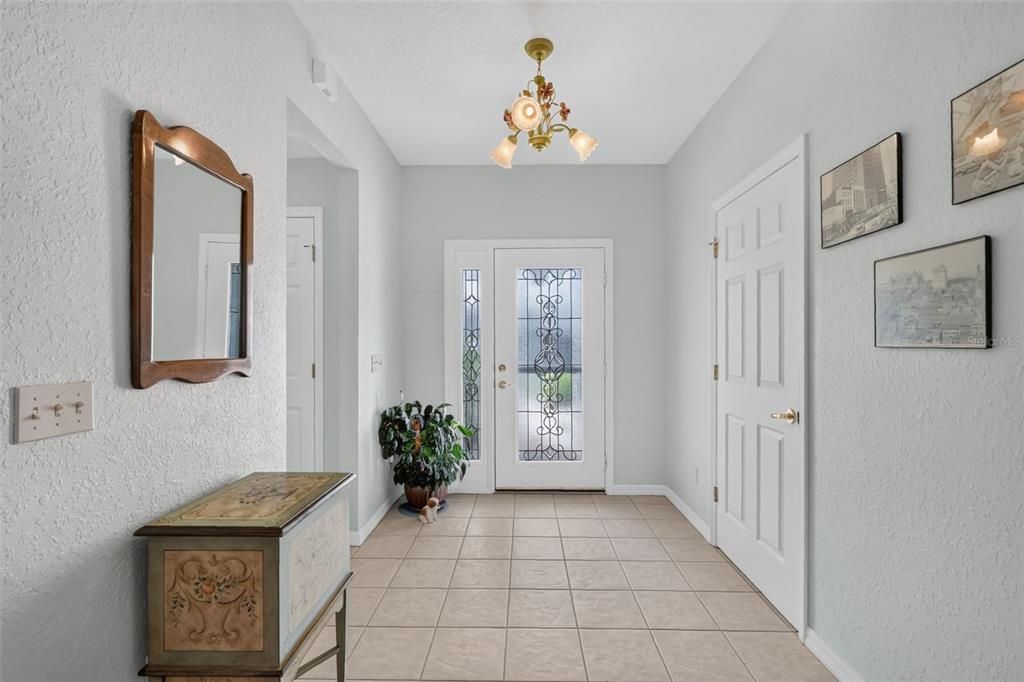 For Sale: $295,500 (2 beds, 2 baths, 1575 Square Feet)