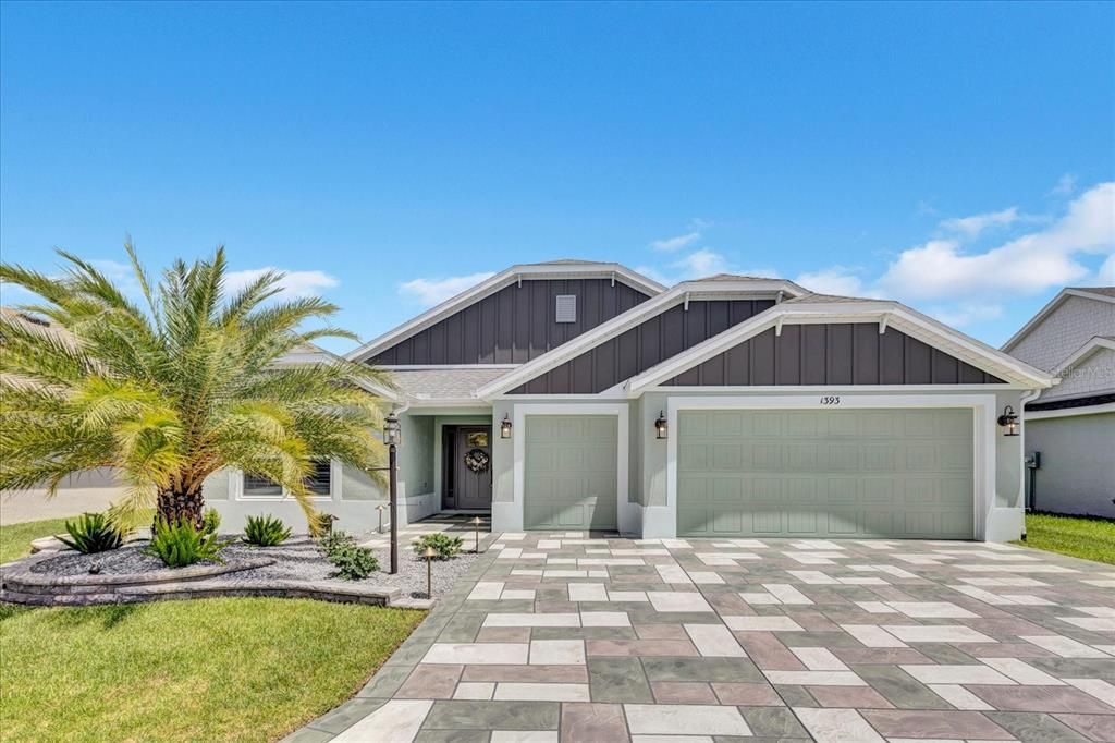 For Sale: $674,900 (3 beds, 2 baths, 1966 Square Feet)