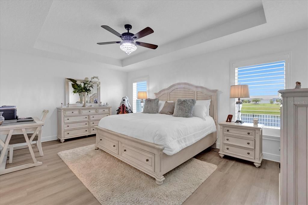 For Sale: $674,900 (3 beds, 2 baths, 1966 Square Feet)
