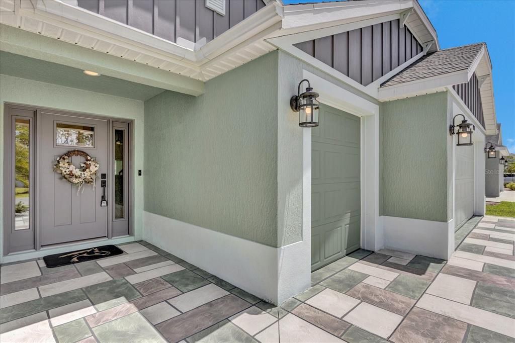 For Sale: $674,900 (3 beds, 2 baths, 1966 Square Feet)