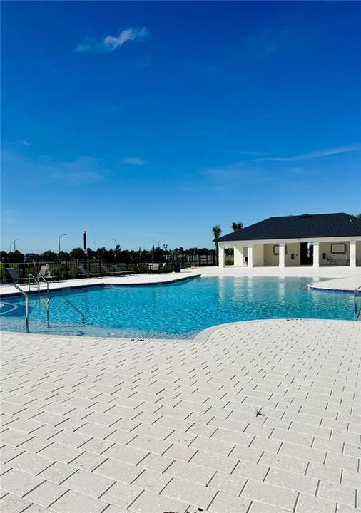 For Rent: $2,750 (4 beds, 2 baths, 2054 Square Feet)