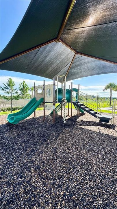 For Rent: $2,750 (4 beds, 2 baths, 2054 Square Feet)