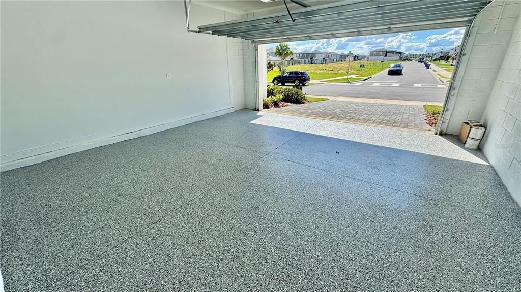 For Rent: $2,750 (4 beds, 2 baths, 2054 Square Feet)