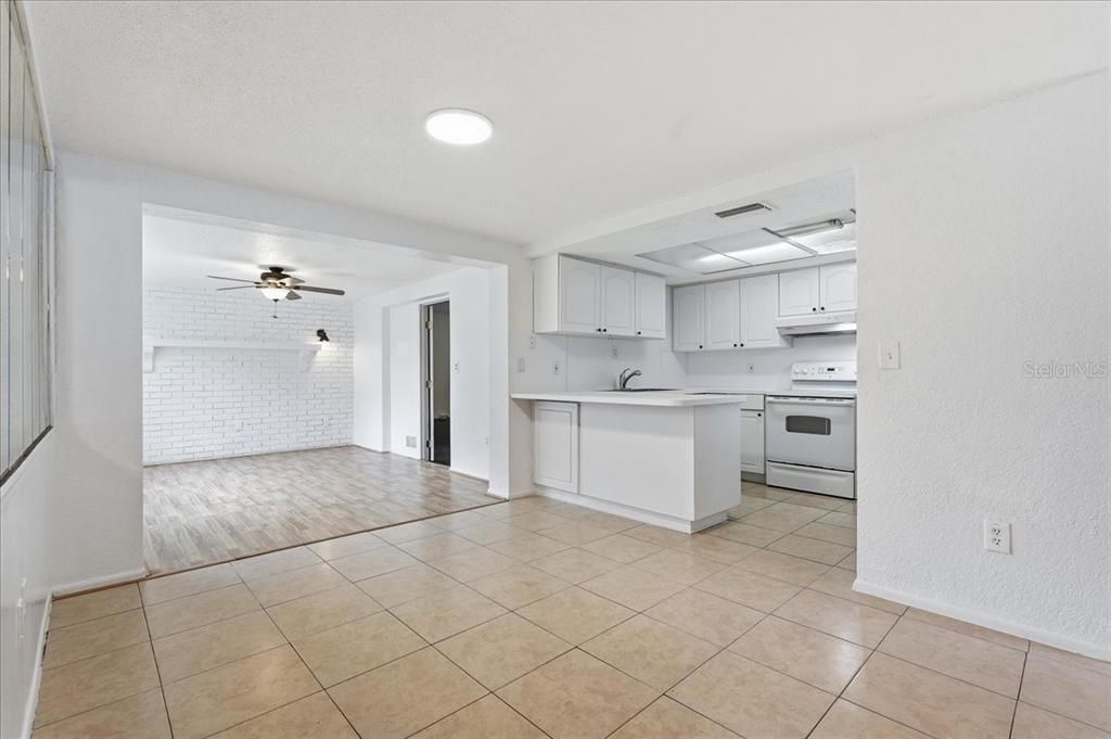 For Sale: $234,900 (3 beds, 2 baths, 1152 Square Feet)