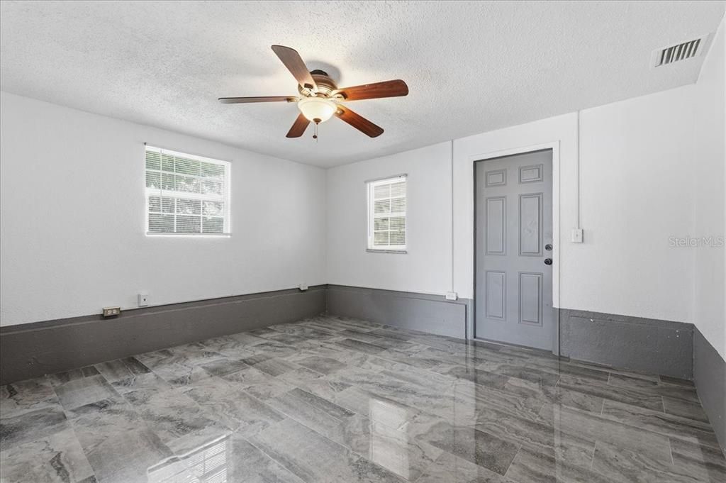 For Sale: $234,900 (3 beds, 2 baths, 1152 Square Feet)