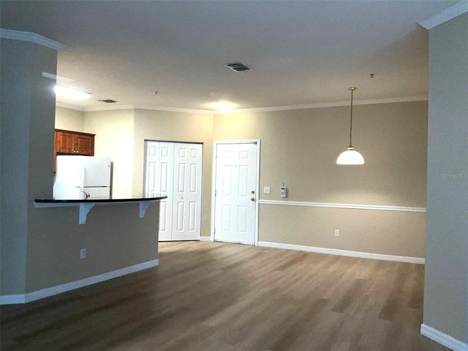 В аренду: $1,750 (2 спален, 2 ванн, 1174 Квадратных фут)