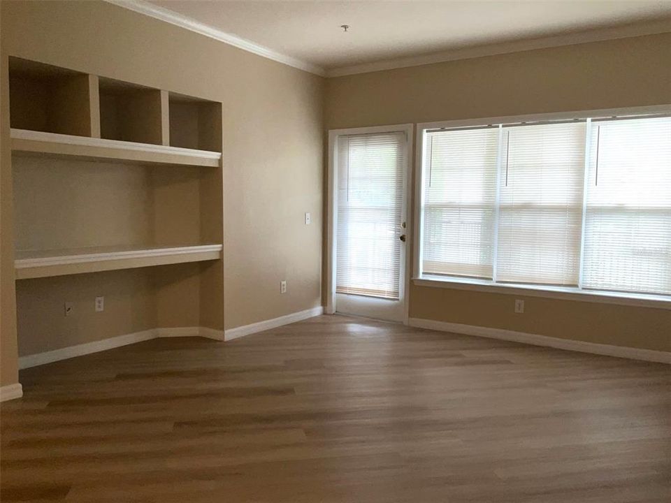 В аренду: $1,750 (2 спален, 2 ванн, 1174 Квадратных фут)