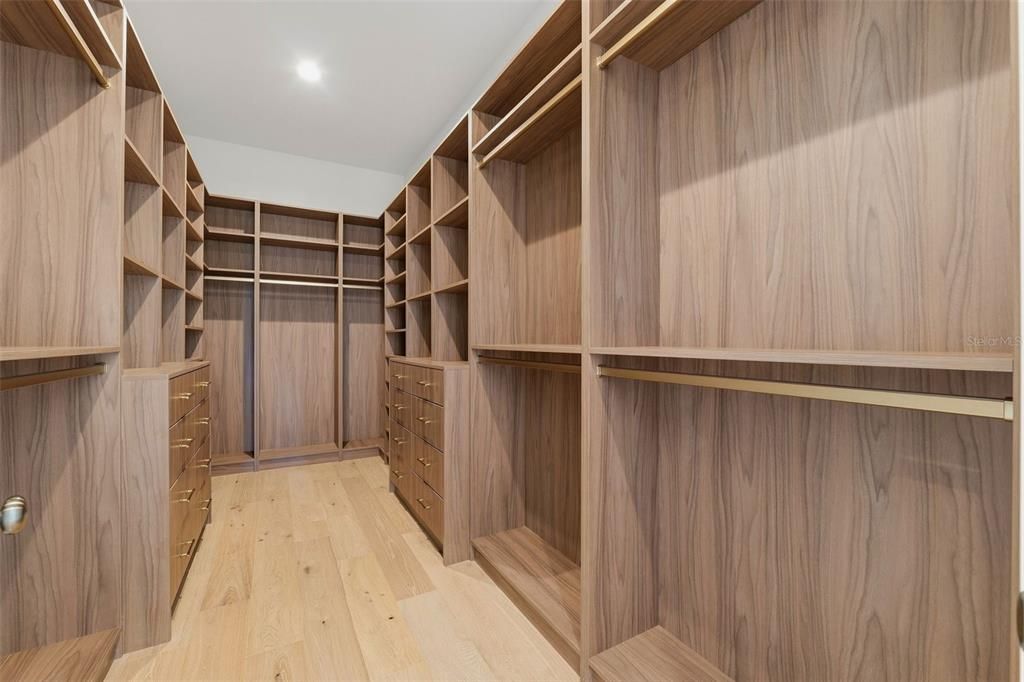 For Sale: $2,750,000 (4 beds, 4 baths, 4030 Square Feet)