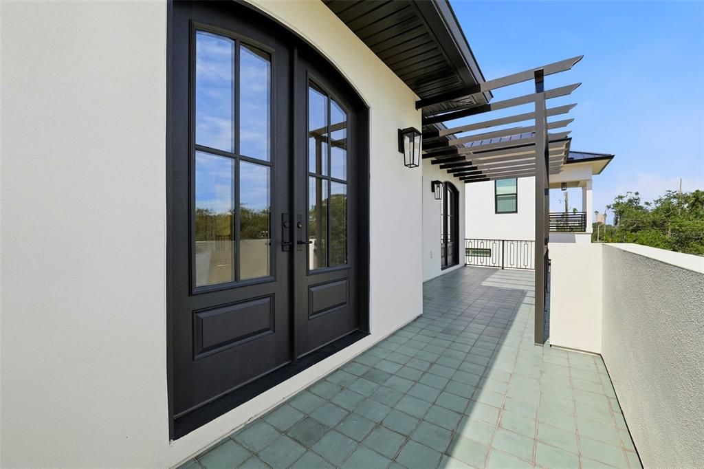 For Sale: $2,750,000 (4 beds, 4 baths, 4030 Square Feet)