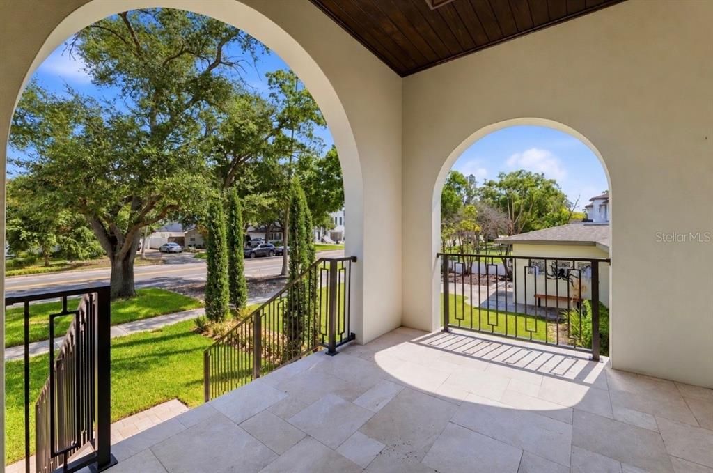 For Sale: $2,750,000 (4 beds, 4 baths, 4030 Square Feet)