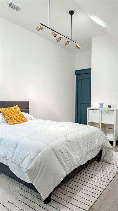 В аренду: $2,750 (3 спален, 1 ванн, 1621 Квадратных фут)