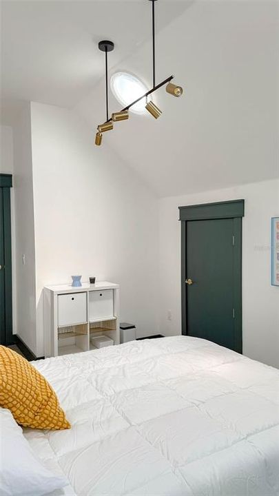 В аренду: $2,750 (3 спален, 1 ванн, 1621 Квадратных фут)