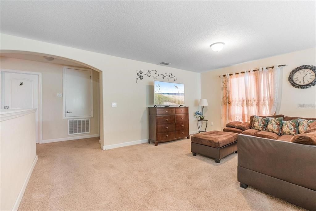 В аренду: $3,200 (5 спален, 5 ванн, 3081 Квадратных фут)