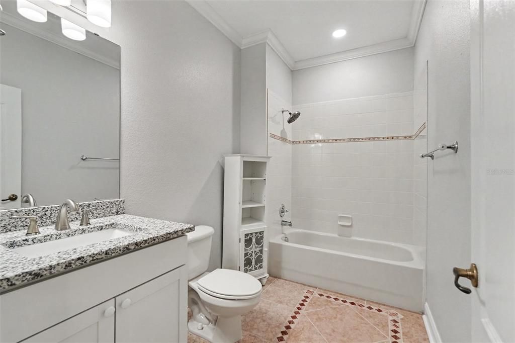 На продажу: $424,999 (4 спален, 3 ванн, 2652 Квадратных фут)