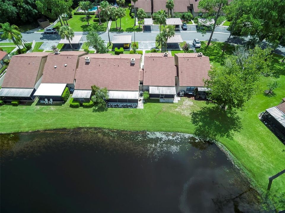 For Sale: $260,000 (2 beds, 2 baths, 946 Square Feet)