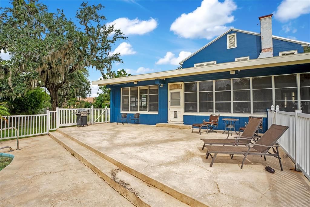 En Venta: $650,000 (4 camas, 3 baños, 3630 Pies cuadrados)