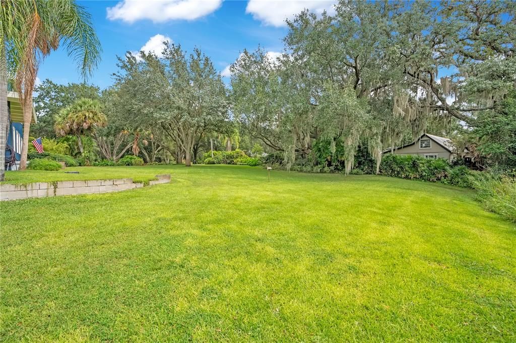 En Venta: $650,000 (4 camas, 3 baños, 3630 Pies cuadrados)