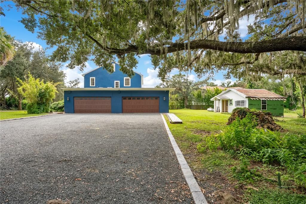 En Venta: $650,000 (4 camas, 3 baños, 3630 Pies cuadrados)