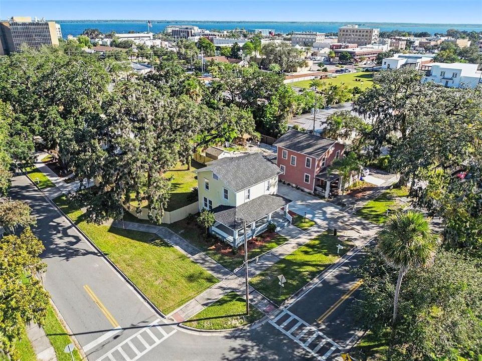 For Sale: $454,900 (4 beds, 2 baths, 1532 Square Feet)