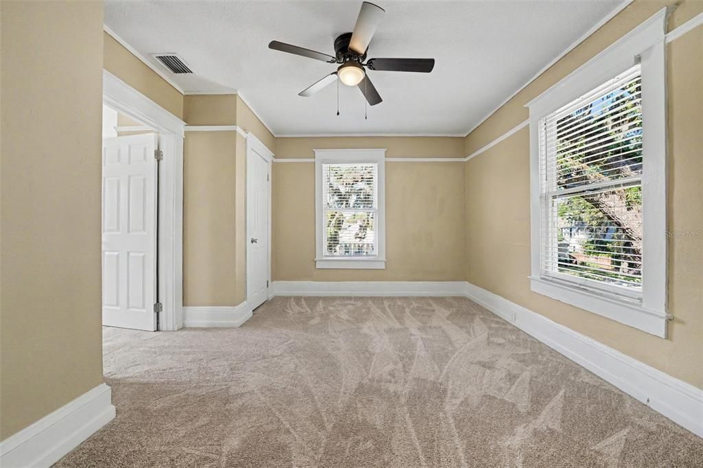 For Sale: $454,900 (4 beds, 2 baths, 1532 Square Feet)