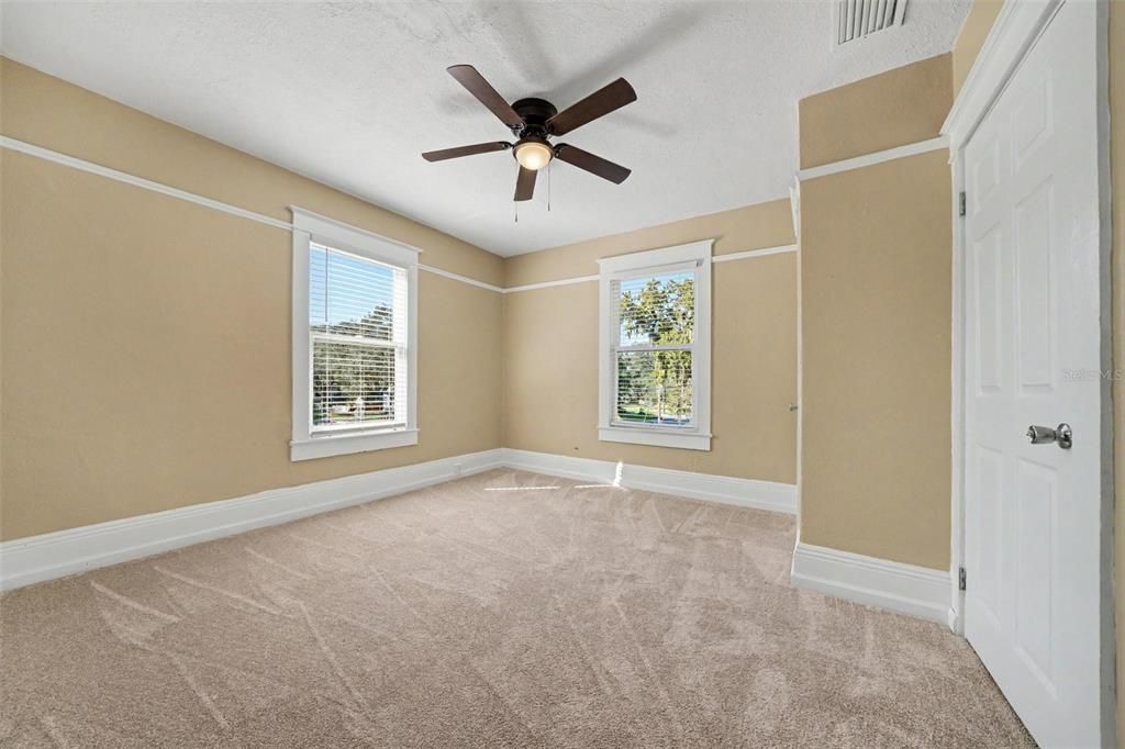 For Sale: $454,900 (4 beds, 2 baths, 1532 Square Feet)