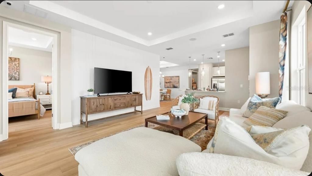 En Venta: $401,398 (2 camas, 2 baños, 1553 Pies cuadrados)