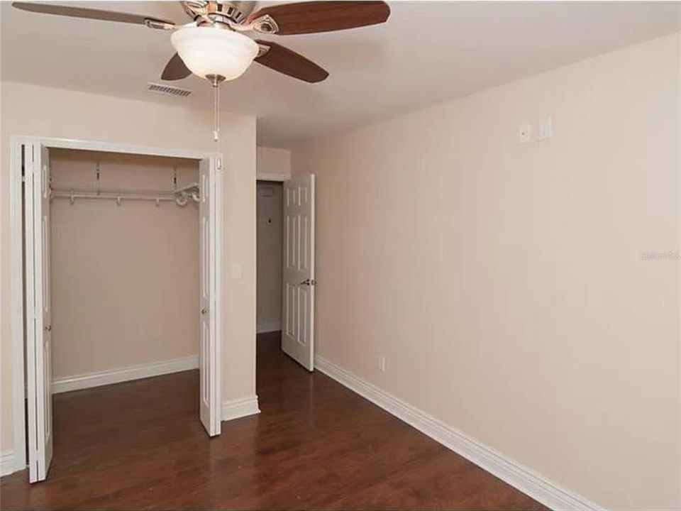 For Sale: $399,990 (4 beds, 2 baths, 2001 Square Feet)