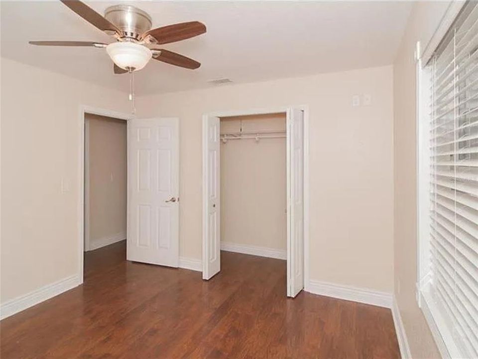 For Sale: $399,990 (4 beds, 2 baths, 2001 Square Feet)