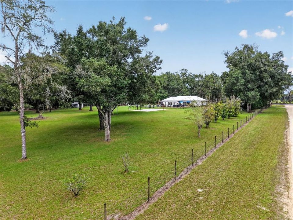 For Sale: $599,900 (4 beds, 2 baths, 1912 Square Feet)