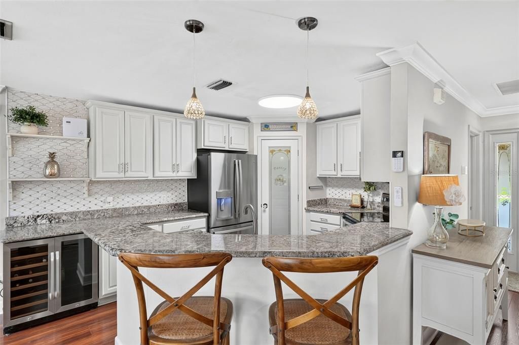 For Sale: $599,900 (4 beds, 2 baths, 1912 Square Feet)