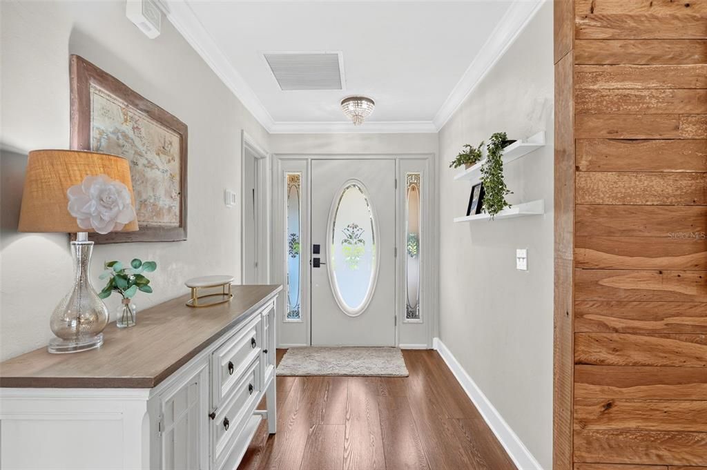 For Sale: $599,900 (4 beds, 2 baths, 1912 Square Feet)
