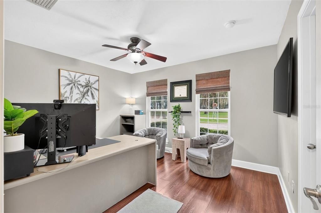 For Sale: $599,900 (4 beds, 2 baths, 1912 Square Feet)
