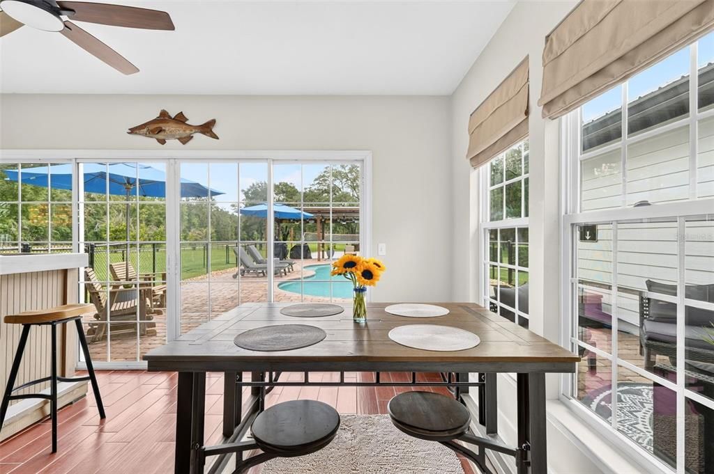 For Sale: $599,900 (4 beds, 2 baths, 1912 Square Feet)