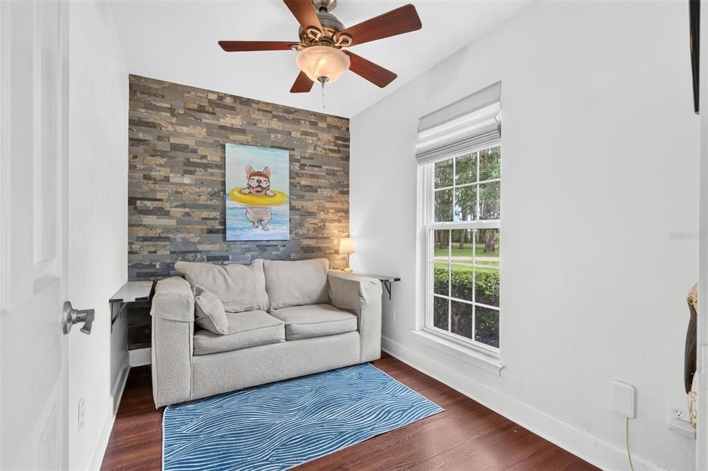 For Sale: $599,900 (4 beds, 2 baths, 1912 Square Feet)