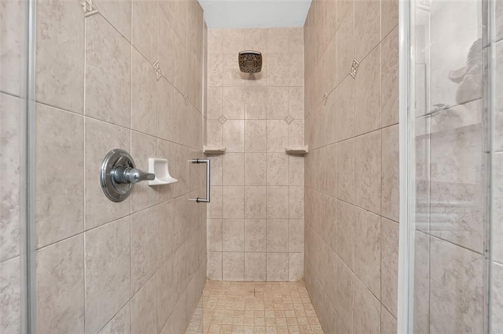 For Sale: $599,900 (4 beds, 2 baths, 1912 Square Feet)
