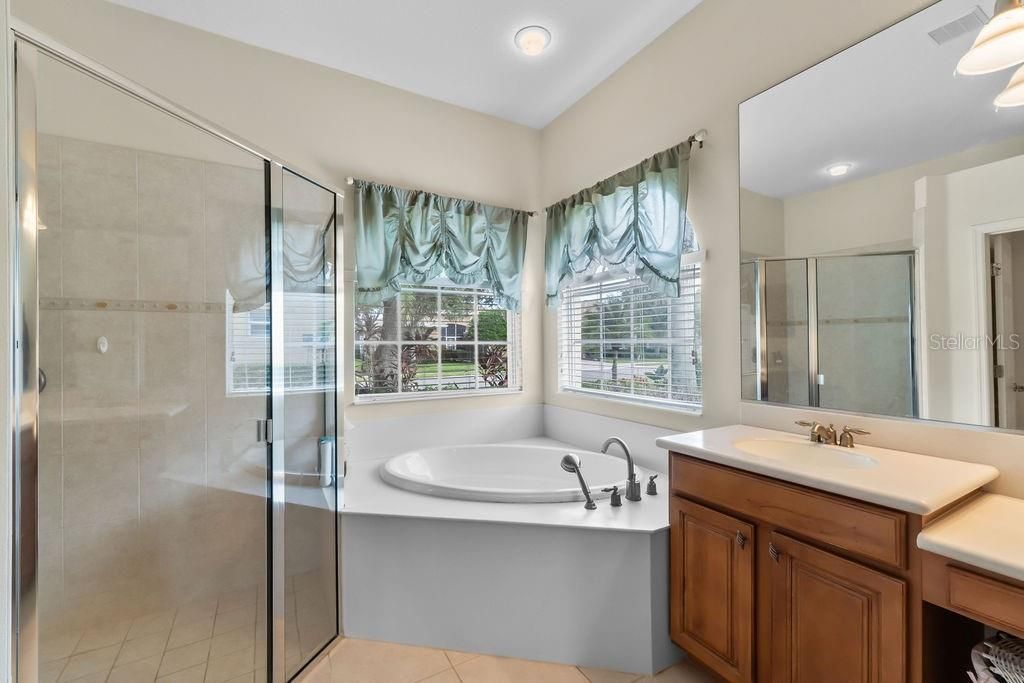 For Sale: $659,990 (4 beds, 3 baths, 2304 Square Feet)