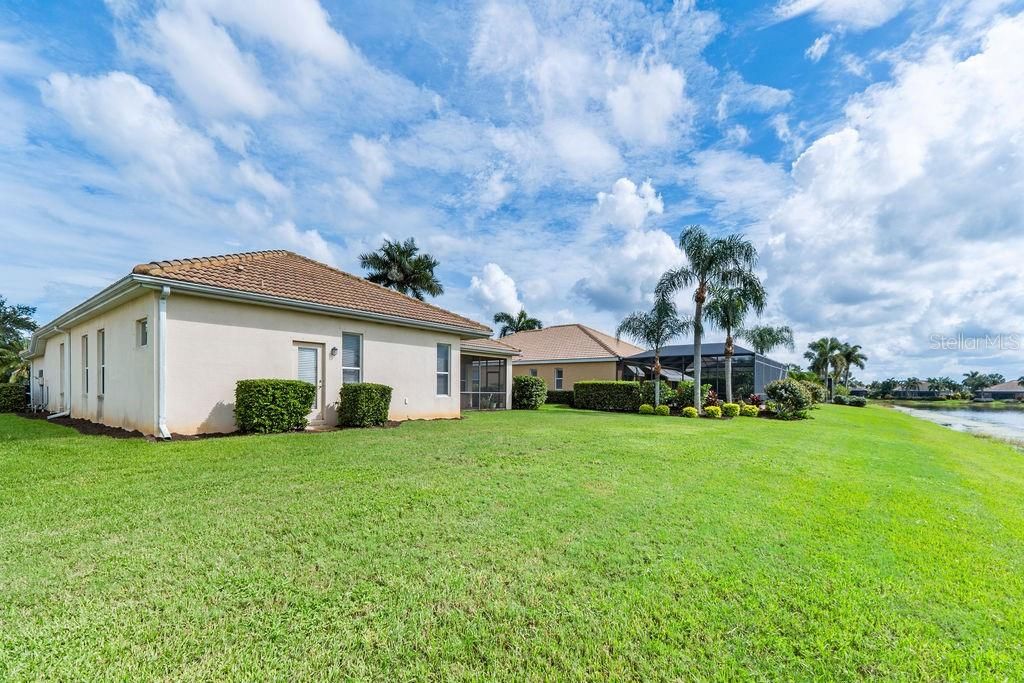 For Sale: $659,990 (4 beds, 3 baths, 2304 Square Feet)