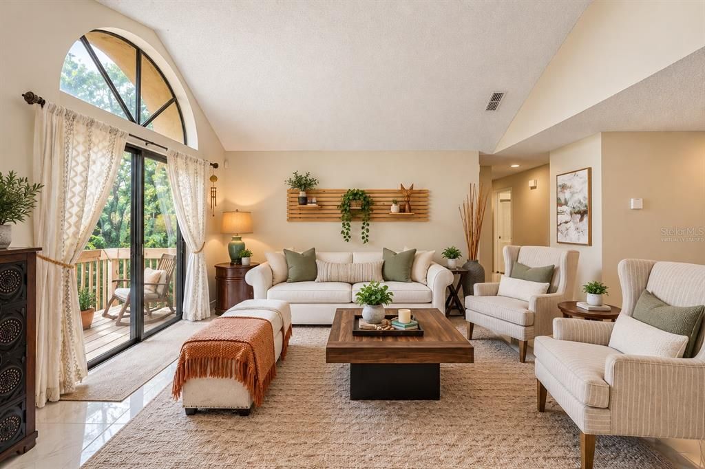 En Venta: $320,000 (3 camas, 2 baños, 1360 Pies cuadrados)