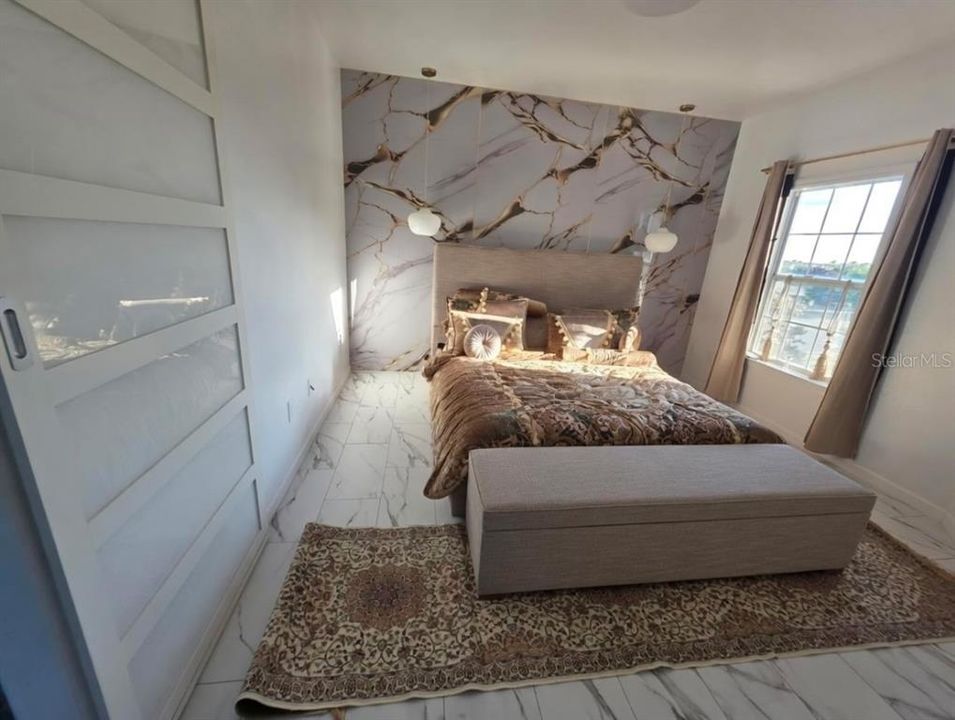 For Rent: $2,350 (2 beds, 2 baths, 1174 Square Feet)
