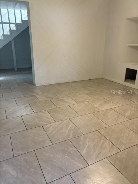 En Renta: $1,800 (3 camas, 1 baños, 1200 Pies cuadrados)