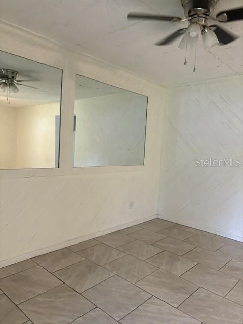 En Renta: $1,800 (3 camas, 1 baños, 1200 Pies cuadrados)