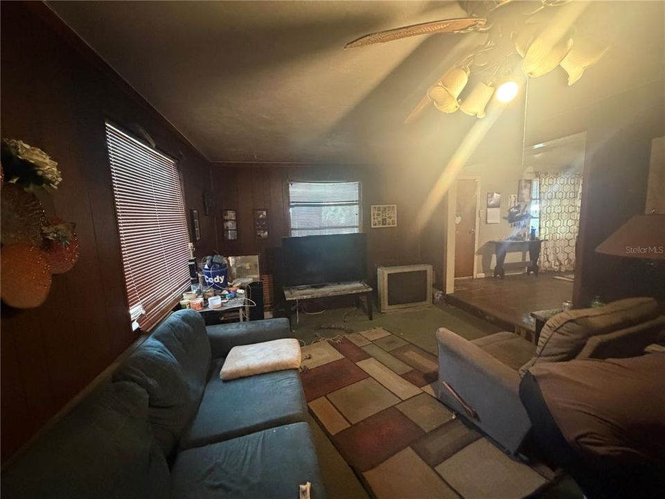 En Venta: $129,900 (3 camas, 1 baños, 1200 Pies cuadrados)