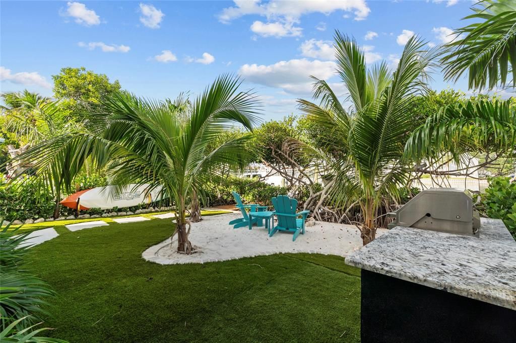 En Venta: $1,600,000 (3 camas, 2 baños, 1690 Pies cuadrados)