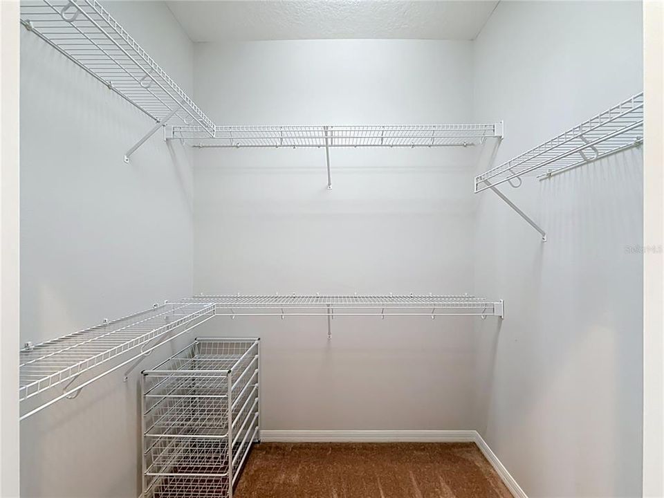 На продажу: $519,900 (2 спален, 2 ванн, 1761 Квадратных фут)