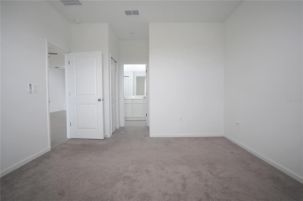 В аренду: $1,850 (3 спален, 2 ванн, 1590 Квадратных фут)
