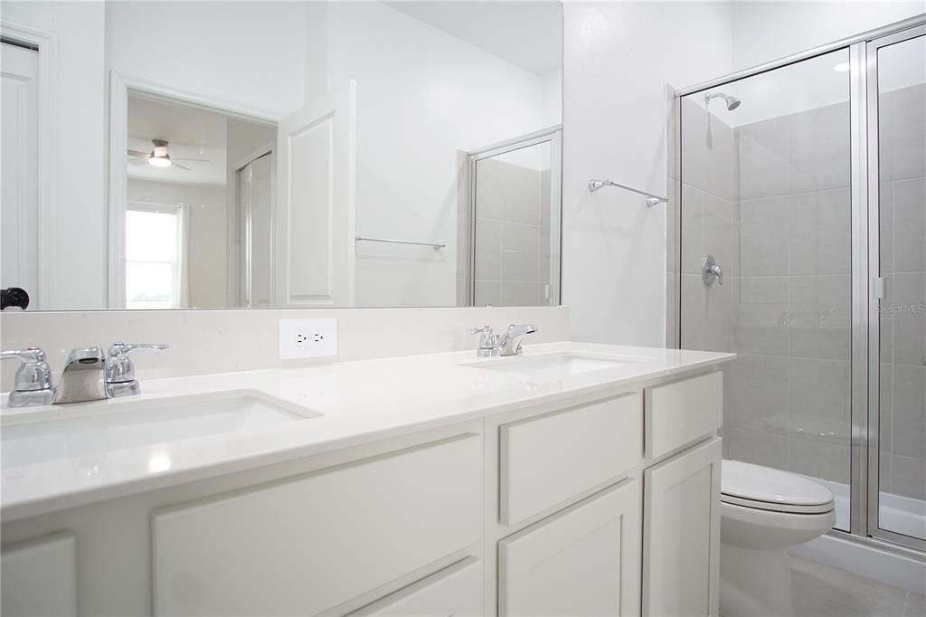 В аренду: $1,850 (3 спален, 2 ванн, 1590 Квадратных фут)